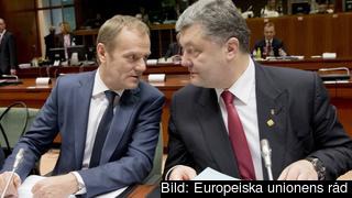 Europeiska rådets ordförande Donald Tusk och Ukrainas president Petro Porosjenko. 