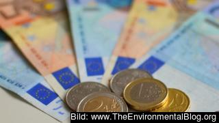 År 2025 planeras eurosamarbetet vara fullbordat. Arkivbild. År 2025 planeras eurosamarbetet vara fullbordat. Arkivbild.