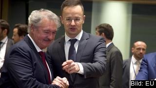 Luxemburgs utrikesminister Jean Asselborn och Ungerns dito Péter Szijjártó har startat ett ordkrig efter att den ungerska premiärministern Viktor Orbáns kontroversiellt tal om muslimsk invandring. 