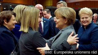 EU:s utrikeschef Federica Mogherini och Tysklands förbundskansler Angela Merkel.