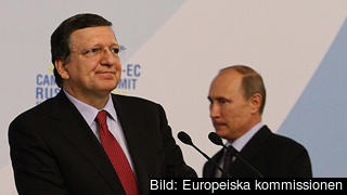 EU-kommissionens ordförande José Manuel Barroso och Rysslands president Vladimir Putin under veckans toppmöte i ryska Jekaterinburg. EU-kommissionens ordförande José Manuel Barroso och Rysslands president Vladimir Putin under veckans toppmöte i ryska Jekaterinburg.