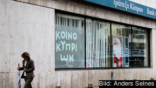 De cypriotiska bankerna håller stängt fram till parlamentet har röstat om krislånet. Arkivbild.