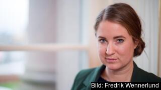 – Vi måste se till att systemet [med utsläppsrätter] blir så ambitiöst som möjligt och täcker in en större del av utsläppen. Det måste bli tuffare för de som släpper ut, säger Emma Wiesner.