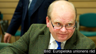 Landsbygdsminister Eskli Erlandsson vill se hårdare tag mot utkast av fisk men hoppas nu på en snar överrenskommelse.