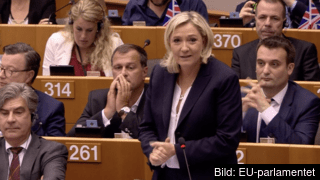 Marine Le Pen, här i en debatt i EU-parlamentet 2016, var EU-parlamentariker 2004-2017. Marine Le Pen, här i en debatt i EU-parlamentet 2016, var EU-parlamentariker 2004-2017.