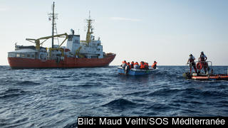 Aquarius under en räddningsaktion i september.
