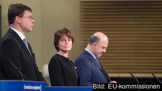 Eurokommissionär Valdis Dombrovskis, Sysselsättningskommissionär Marianne Thyssen och ekonomikommissionär Pierre Moscovici vid torsdagens lansering av europeiska planeringsterminen.