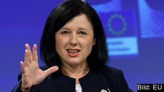 EU:s jämställdhetskommissionär Věra Jourová. EU:s jämställdhetskommissionär Věra Jourová.