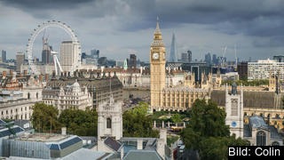 Molnen hopar sig om inte Storbritannien godkänner utträdesavtalet, varnar EU-kommissionen. Molnen hopar sig om inte Storbritannien godkänner utträdesavtalet, varnar EU-kommissionen.