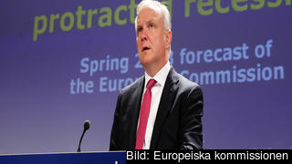 EU:s ekonomikommissionär Olli Rehn hoppade över onsdagens presentation för att fokusera på Cypernfrågan. Arkivbild.