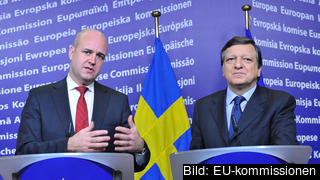 Vi anser att Sveriges regering och riksdag återigen bör markera mot kommissionens invändningar om svensk lönebildning. Lönebildningen är och ska förbli en nationell kompetens. Det skriver  Claes-Mikael Jonsson och Johan Danielsson från LO. Arkivbild.